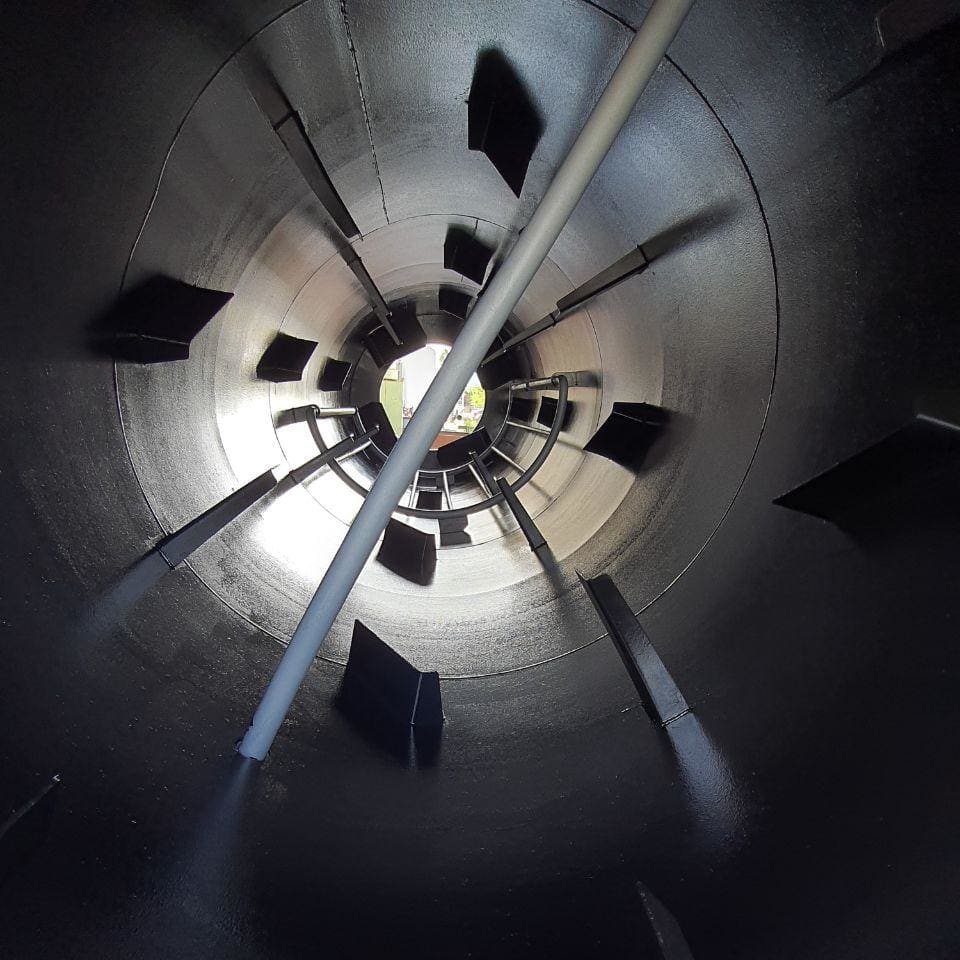 Internal tank sandblasting - After